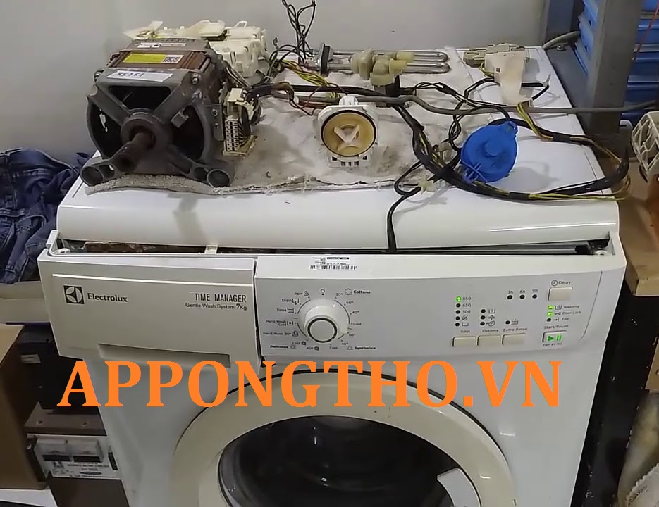 Máy giặt electrolux báo lỗi E51 kinh nghiệm sử lý